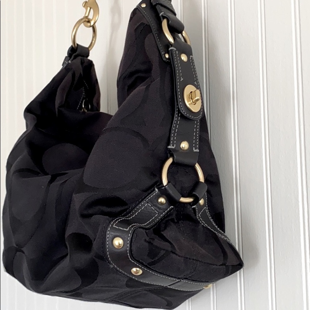 Coach Signature Jaquard Large Carly Hobo Bag